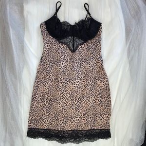 Victoria’s Secret Leopard Print Slip - size small